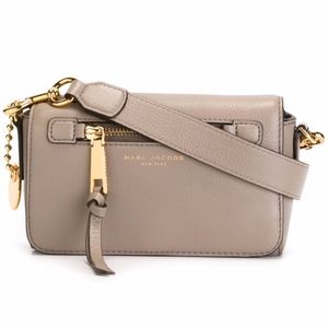 Marc Jacobs Recruit Leather Crossbody Bag in Mink